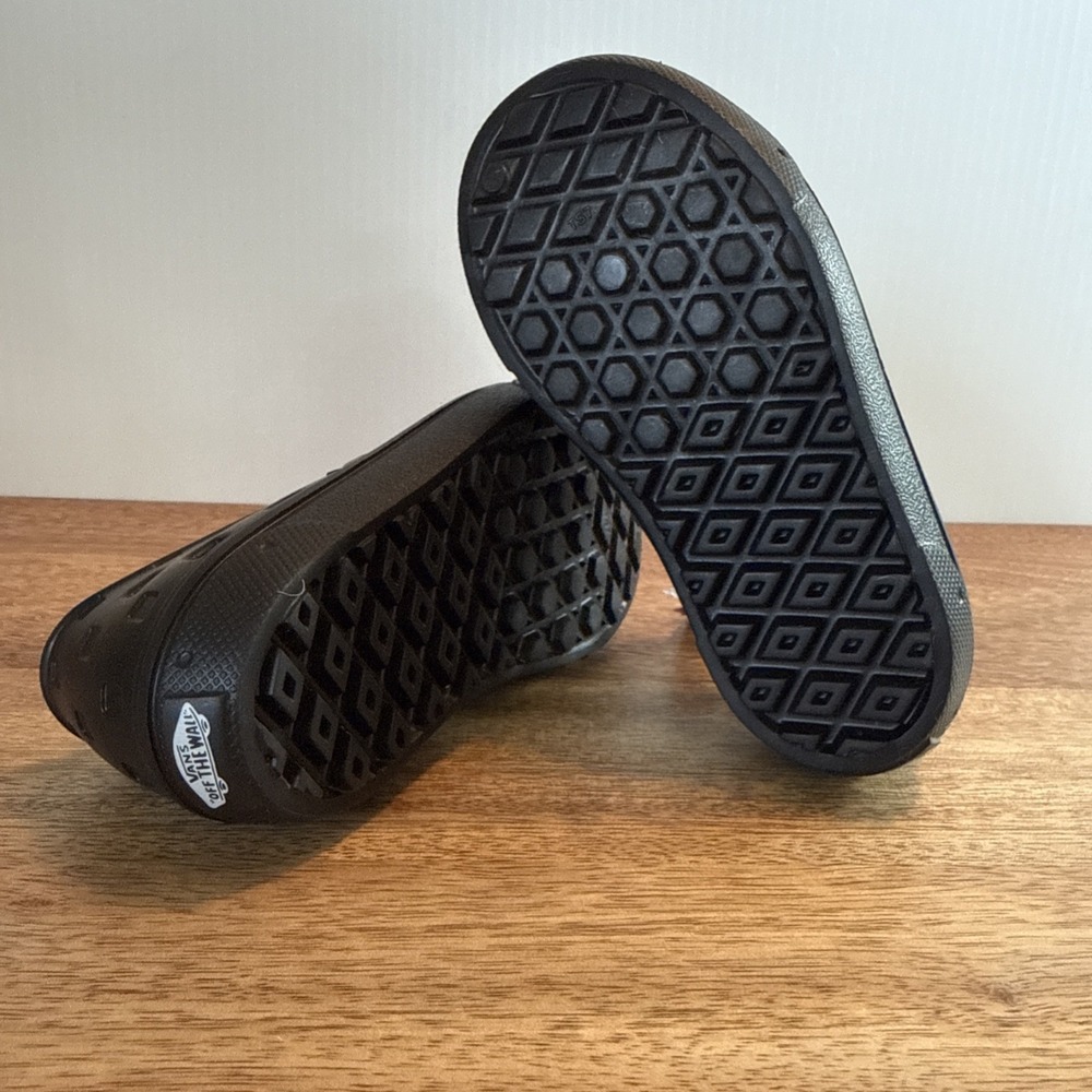 Vans Slip-On TRK Black Toddler Water Shoes VN0A4UVHBLK-US Size 7.0 NEW - Picture 12 of 12
